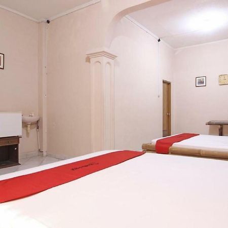 Reddoorz Near Pakualaman Hotell Yogyakarta Eksteriør bilde