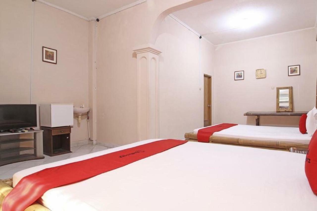 Reddoorz Near Pakualaman Hotell Yogyakarta Eksteriør bilde